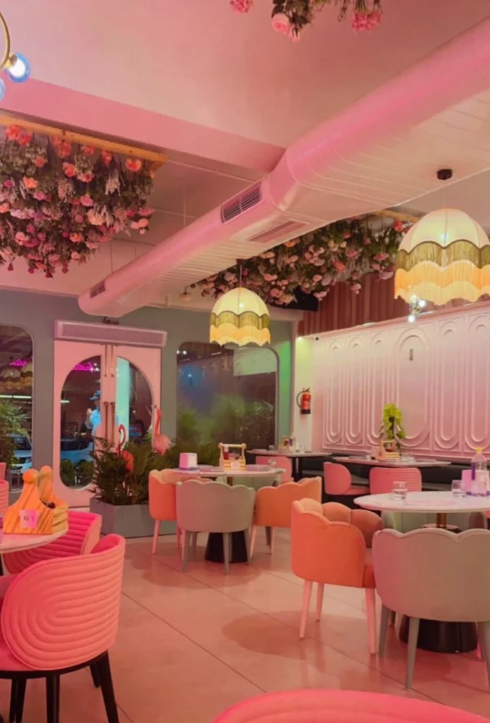 รับออกแบบร้านขนม